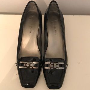 Black Paten leather low heal shoe